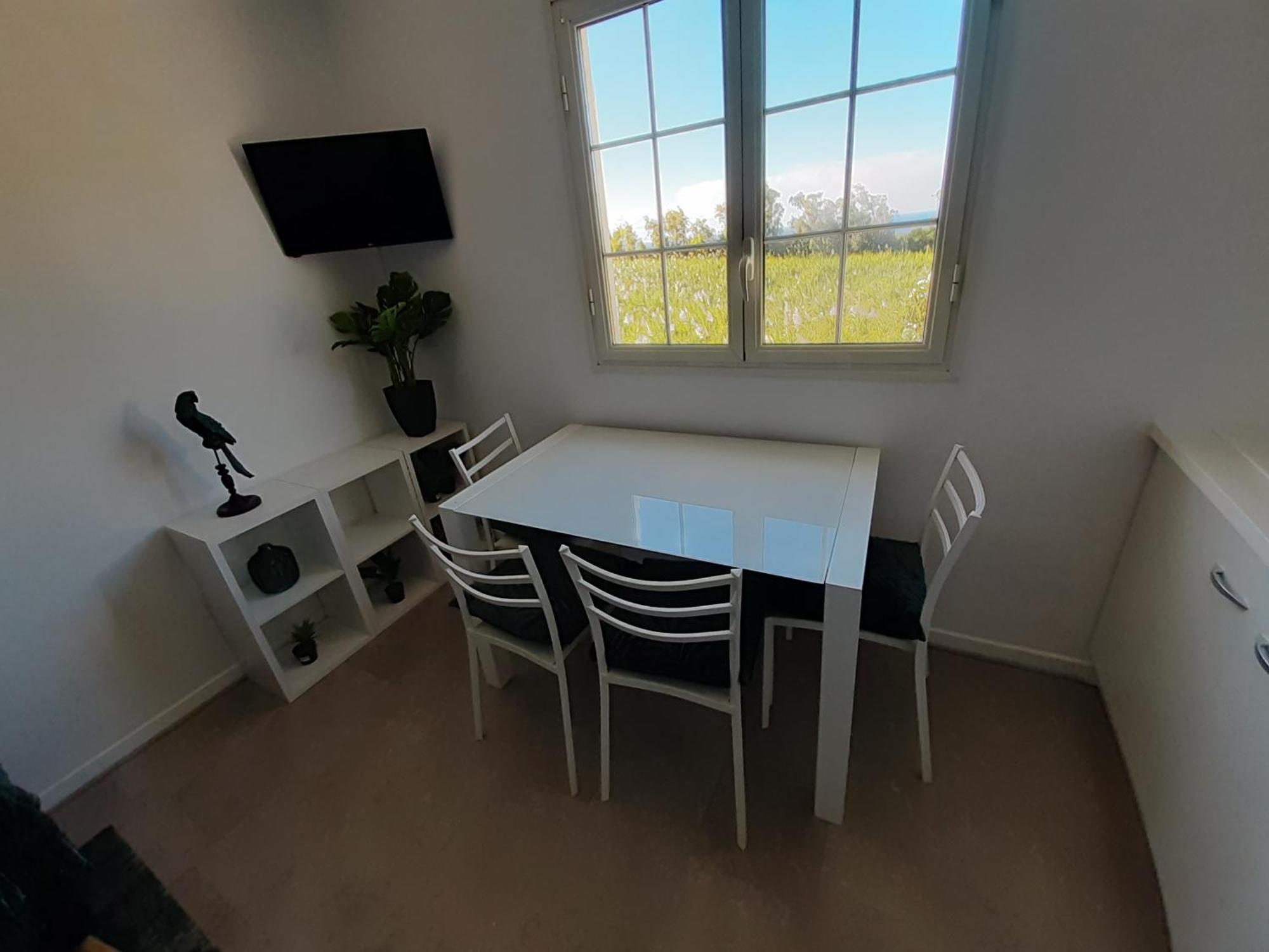 Joli Appartement, Piscine, Jacuzzi Sainte-Suzanne Zewnętrze zdjęcie