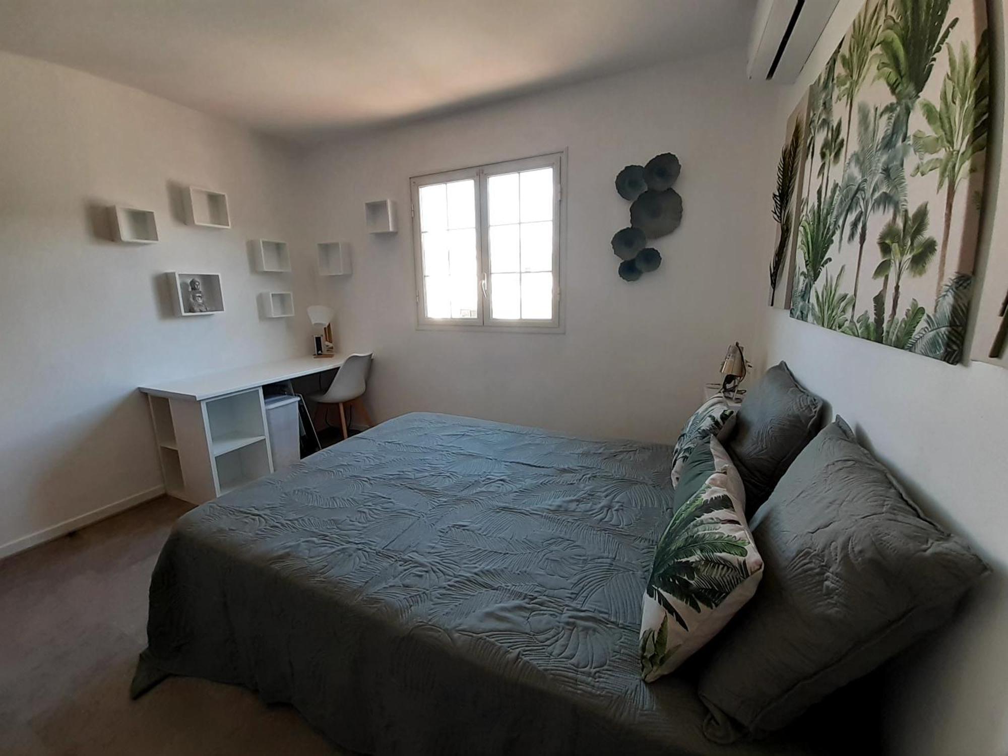Joli Appartement, Piscine, Jacuzzi Sainte-Suzanne Zewnętrze zdjęcie